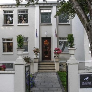 Фотография гостевого дома Hrafninn Guesthouse