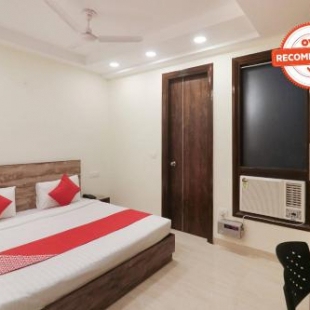 Фотография гостиницы Vaccinated Staff- Oyo flagship 23252 Near Artemis Hospital