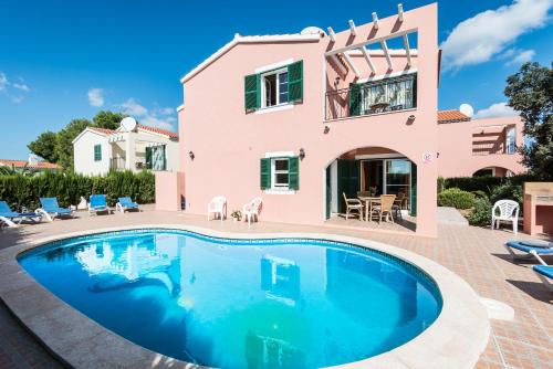 Фотографии базы отдыха
Villas Cala Galdana