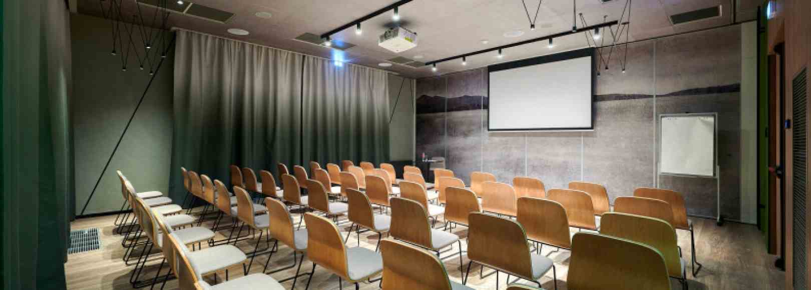 Фотография конференц-зала Волга 3