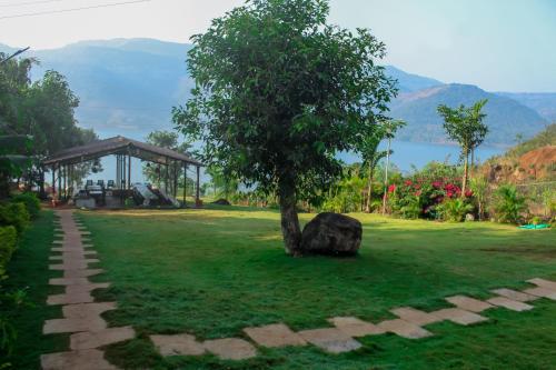 Фотография гостиницы Lakeview Resort Lavasa