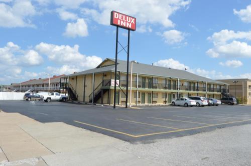 Фотография мотеля Delux Inn Tulsa