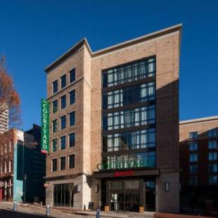 Фотография гостиницы Courtyard by Marriott Richmond Downtown