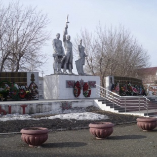 Фотография достопримечательности Мемориал Павшим в Великой Отечественной войне