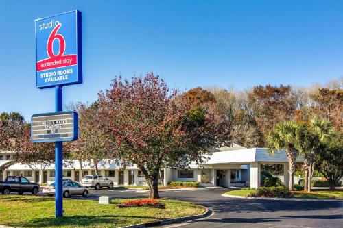 Фотография гостиницы Studio 6-Jacksonville, FL - Baymeadows