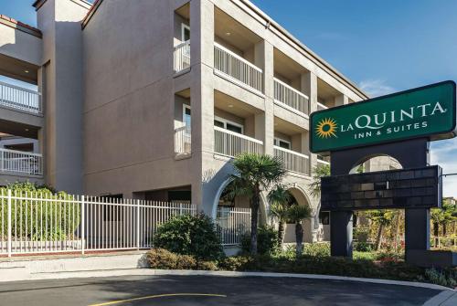 Фотография гостиницы La Quinta by Wyndham San Francisco Airport West