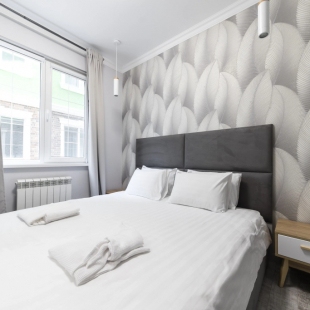 Фотография квартиры Апартаменты Red Apartments Арт Лайт Веласкес