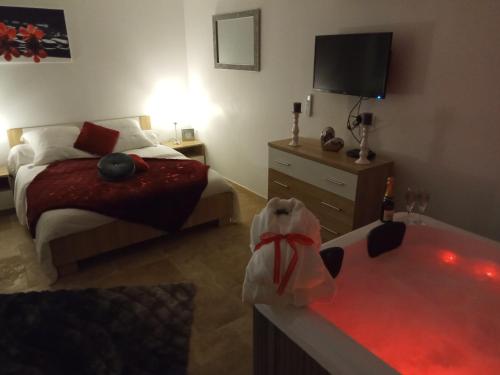 Фотографии гостевого дома
Gites spa de charme L ETOILE SPA