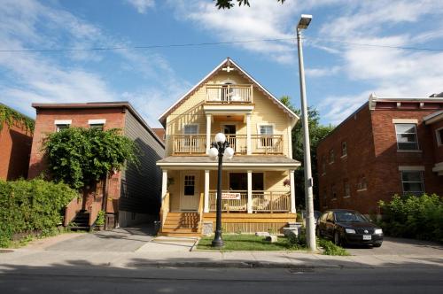 Фотография хостела Ottawa Backpackers Inn