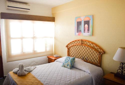 Фотография гостиницы Hotel Santana