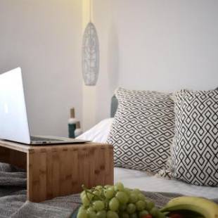 Фотографии гостиницы
Meltemi by Manthos Hotels