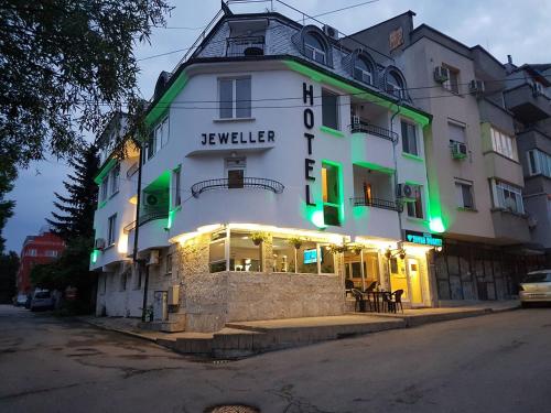 Фотография гостиницы Jeweller Hotel