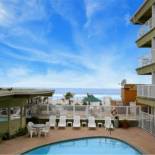 Фотография гостиницы Surfer Beach Hotel