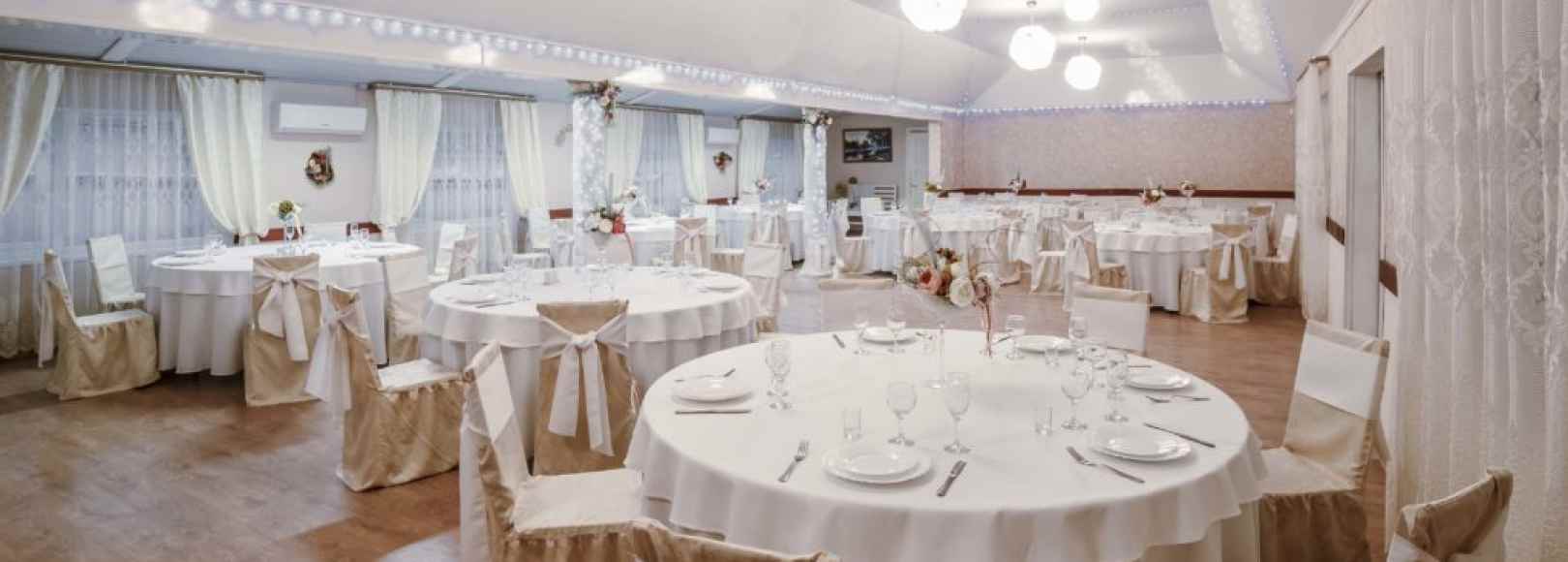 Фотография банкетного зала Усадьба Пешково на 60