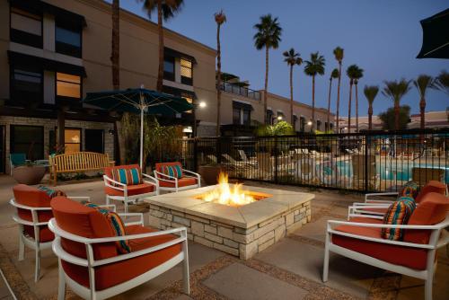 Фотография гостиницы Hampton Inn & Suites Scottsdale On Shea Blvd