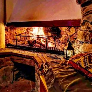 Фотографии гостевого дома
Purple Rustic Villa with Jacuzzi Saranti