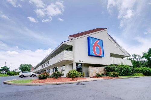 Фотография гостиницы Motel 6-Kansas City, MO