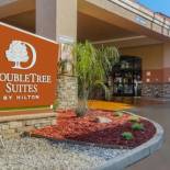 Фотография гостиницы DoubleTree Suites by Hilton Hotel Sacramento – Rancho Cordova