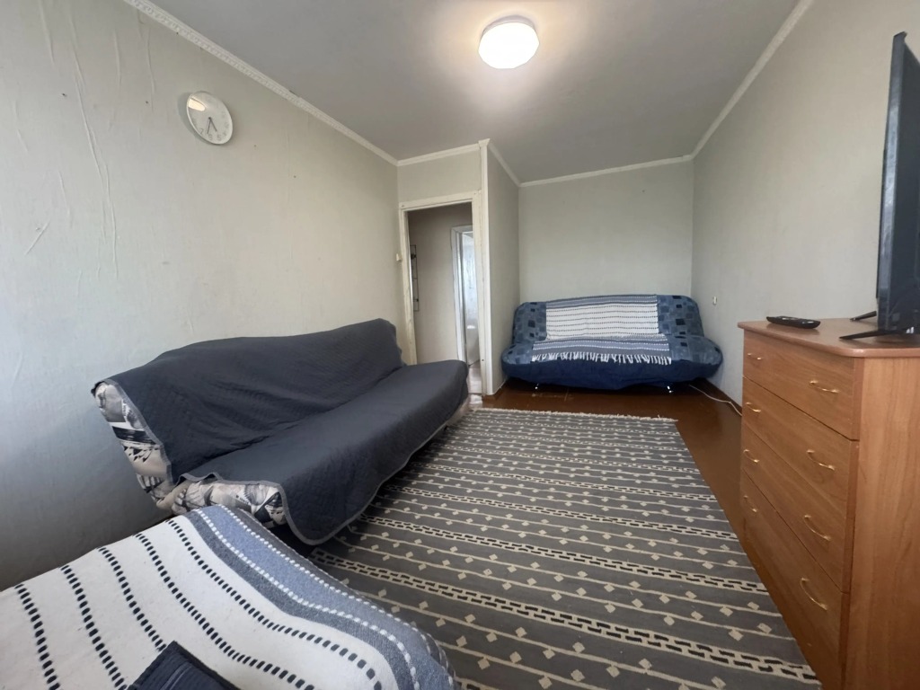 Фотография квартиры Квартира на Матвеева 36 третий этаж