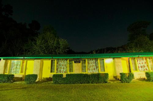 Фотографии кемпинга 
            Camp Sparrow