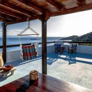 Фотографии гостевого дома 
            Saronic Seafront