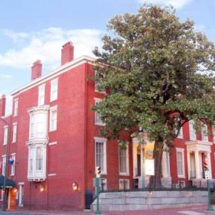 Фотографии мини отеля
Linden Row Inn