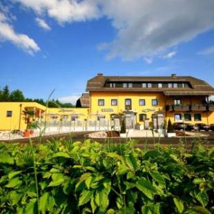 Фотографии гостиницы
Hotel Rösch