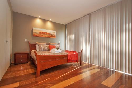 Фотография гостевого дома Centenary Peaks