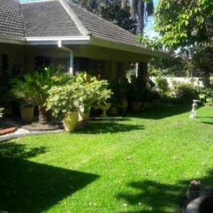 Фотография гостевого дома Beautiful 2-Bedroomed Guest Cottage in Harare