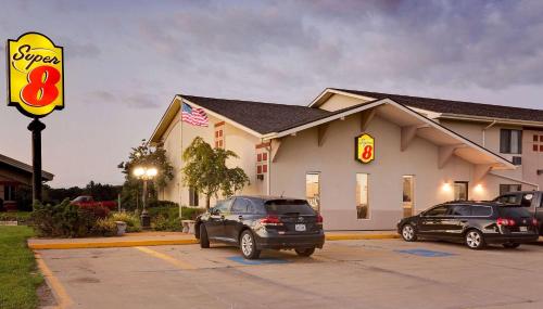 Фотография гостиницы Super 8 by Wyndham Keokuk