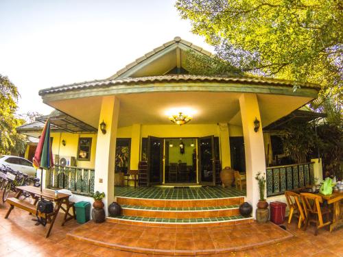 Фотография хостела Plus Hostel Ayutthaya