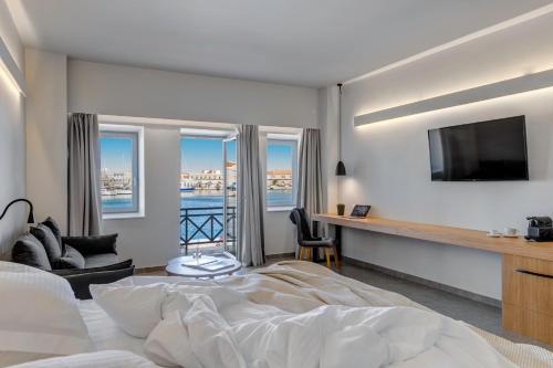 Фотография гостиницы Naves Suites