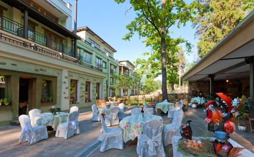 Фотография гостиницы Шале-Отель Таежные Дачи