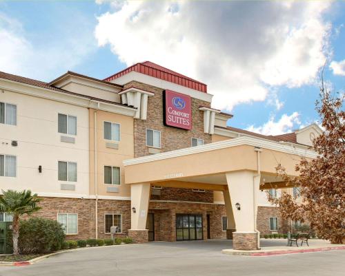 Фотографии гостиницы 
            Comfort Suites Bastrop
