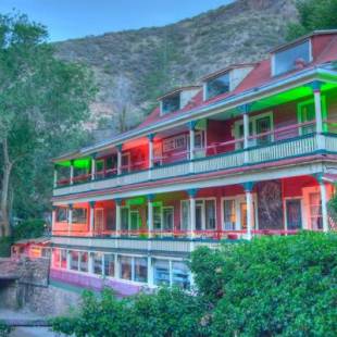 Фотографии мини отеля
The Inn at Castle Rock