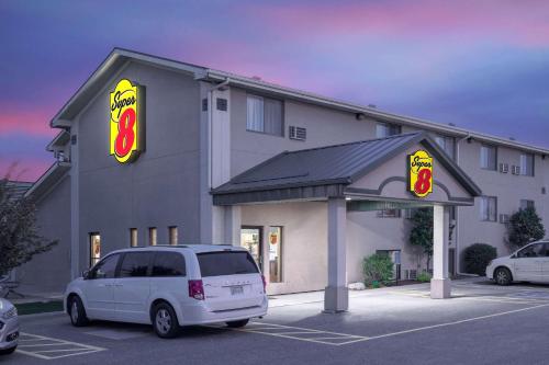 Фотография гостиницы Super 8 by Wyndham Willmar