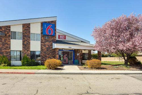 Фотография гостиницы Motel 6-Spokane, WA - East