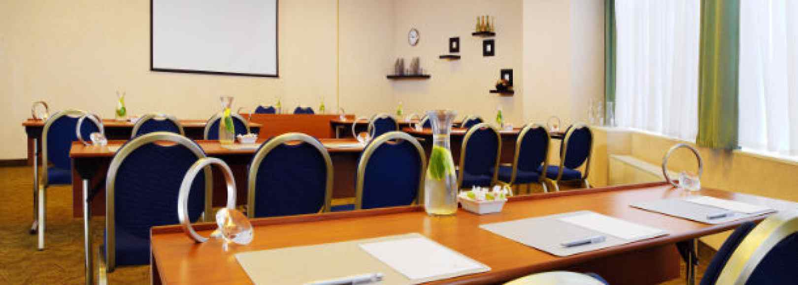 Фотография конференц-зала Салют