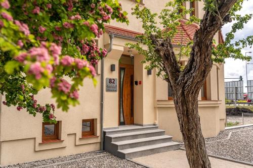 Фотография мини отеля Apartamenty Villa 82, Parking