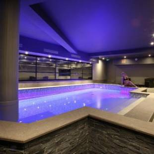 Фотографии гостиницы 
            Hotel le Cinq Hyper - Centre