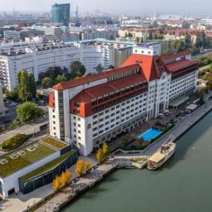 Фотографии гостиницы
Hilton Vienna Danube Waterfront