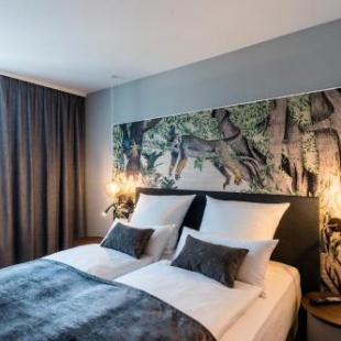 Фотография гостиницы NinetyNine Amsterdam Airport