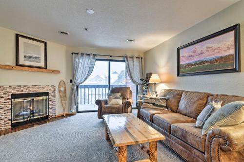 Фотография гостевого дома Mountain Side Condo with Pool Less Than 1Mi to Main St Frisco