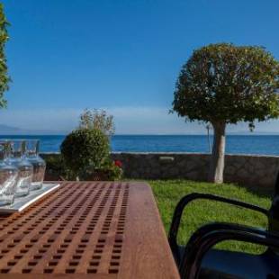 Фотографии гостевого дома
Tyros Boutique Houses Villas