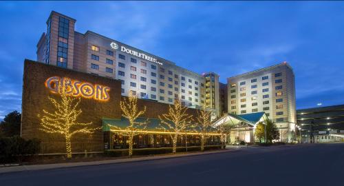 Фотография гостиницы DoubleTree by Hilton Chicago O'Hare Airport-Rosemont