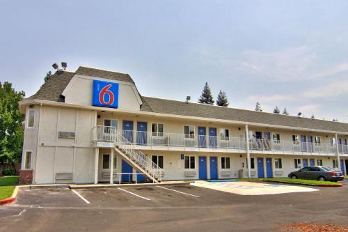 Фотография гостиницы Motel 6-Sacramento, CA - South