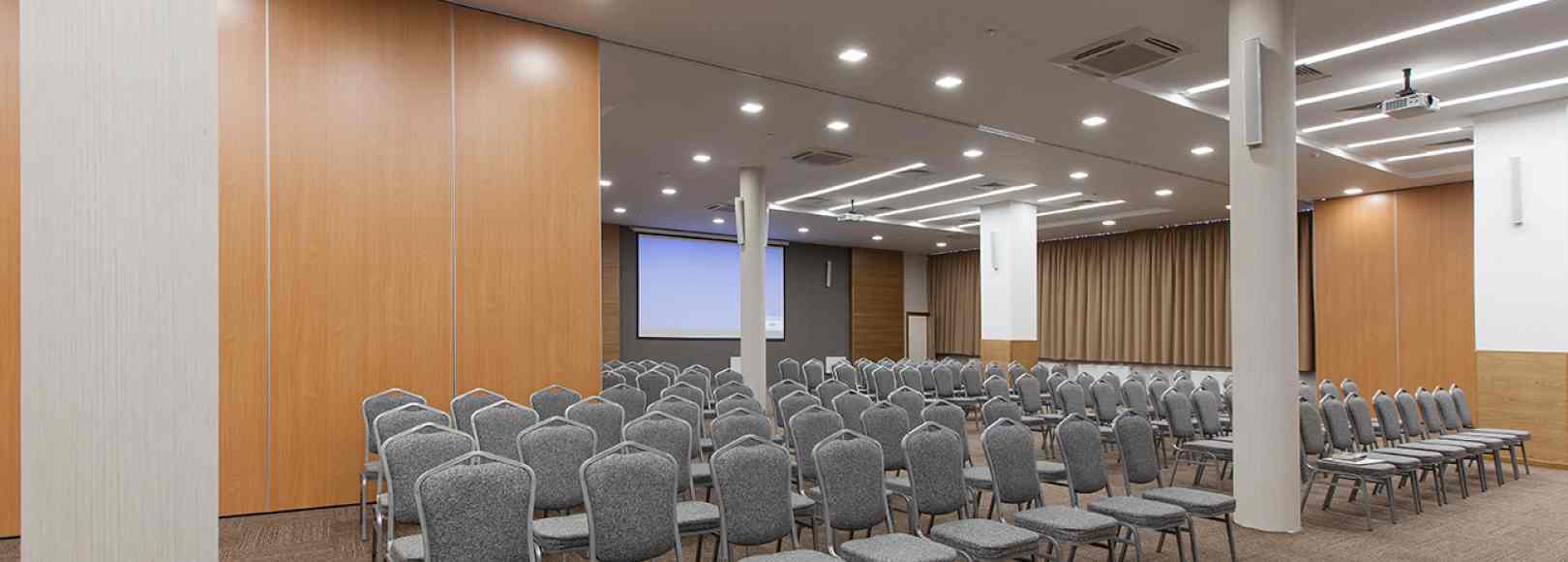 Фотография конференц-зала АМАКС Конгресс-отель Зал Москва