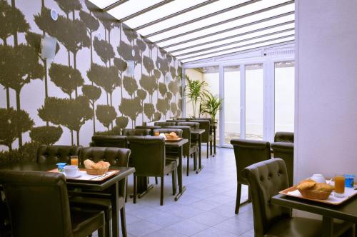 Фотография гостиницы Hipotel Lilas Gambetta