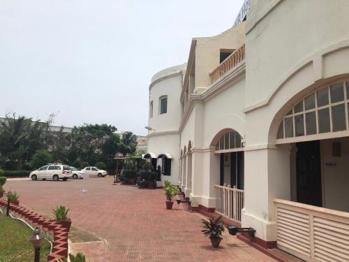 Фотография гостиницы Chanakya BNR Hotel