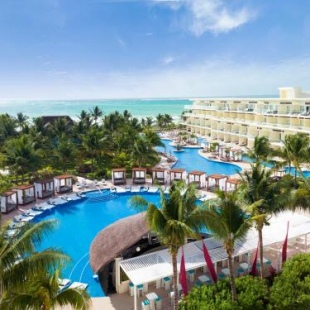 Фотография гостиницы Azul Beach Resort Riviera Cancun, Gourmet All Inclusive by Karisma